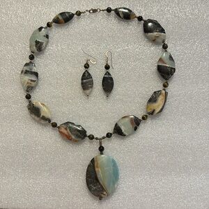 Blue Kyanite & Spectralite Pendant Necklace and Earring Set